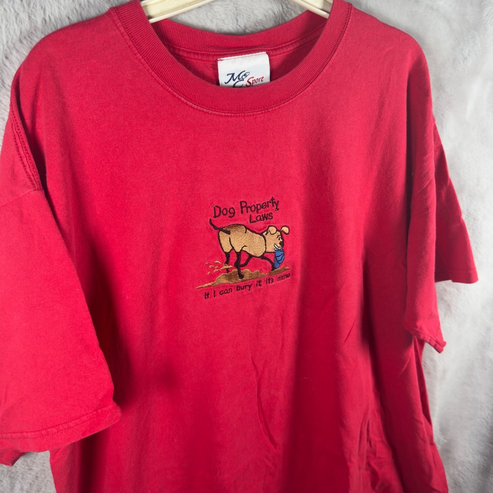 Vintage MC Sport Red Dog Property Laws Embroidered Graphic T-Shirt Mens XL
